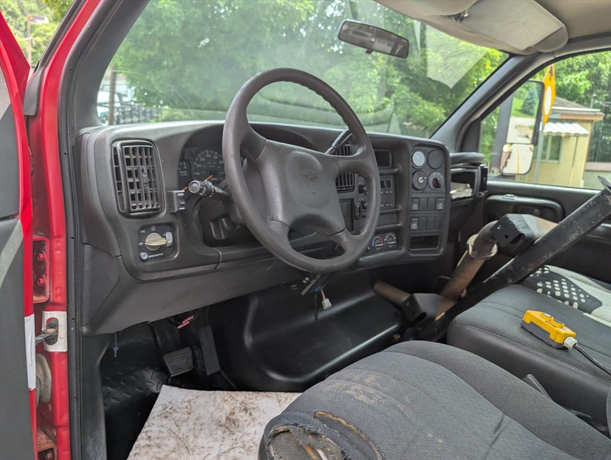 2005 Chevrolet CC5500 57