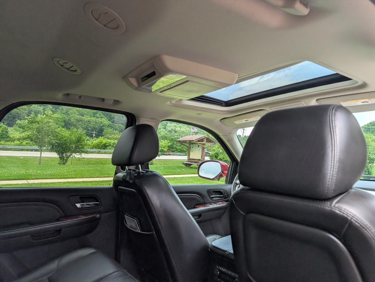 2009 Cadillac Escalade Hybrid 46