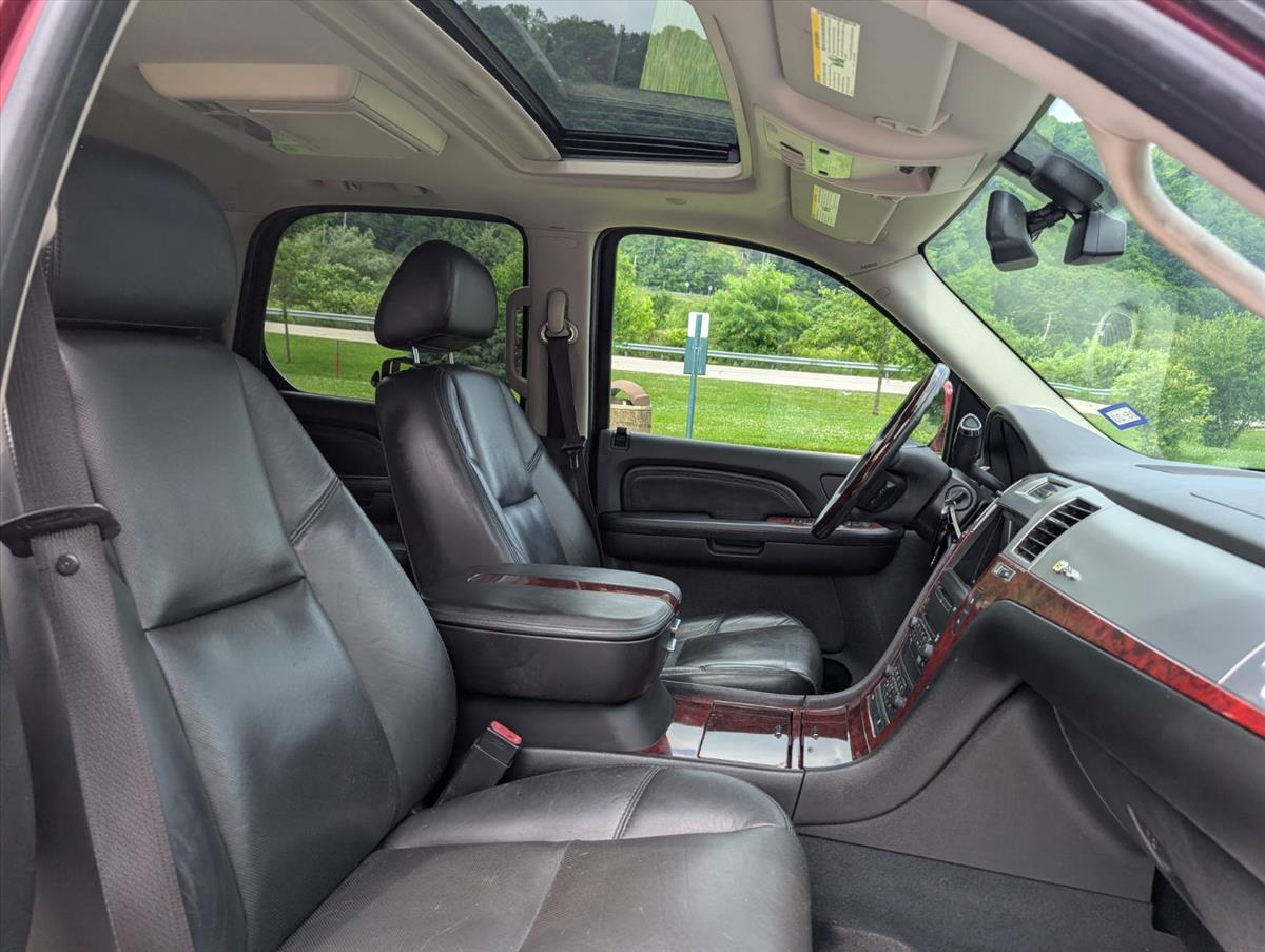 2009 Cadillac Escalade Hybrid 34