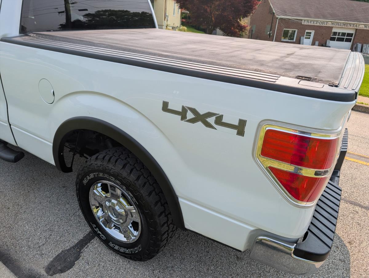 2012 Ford F-150 33