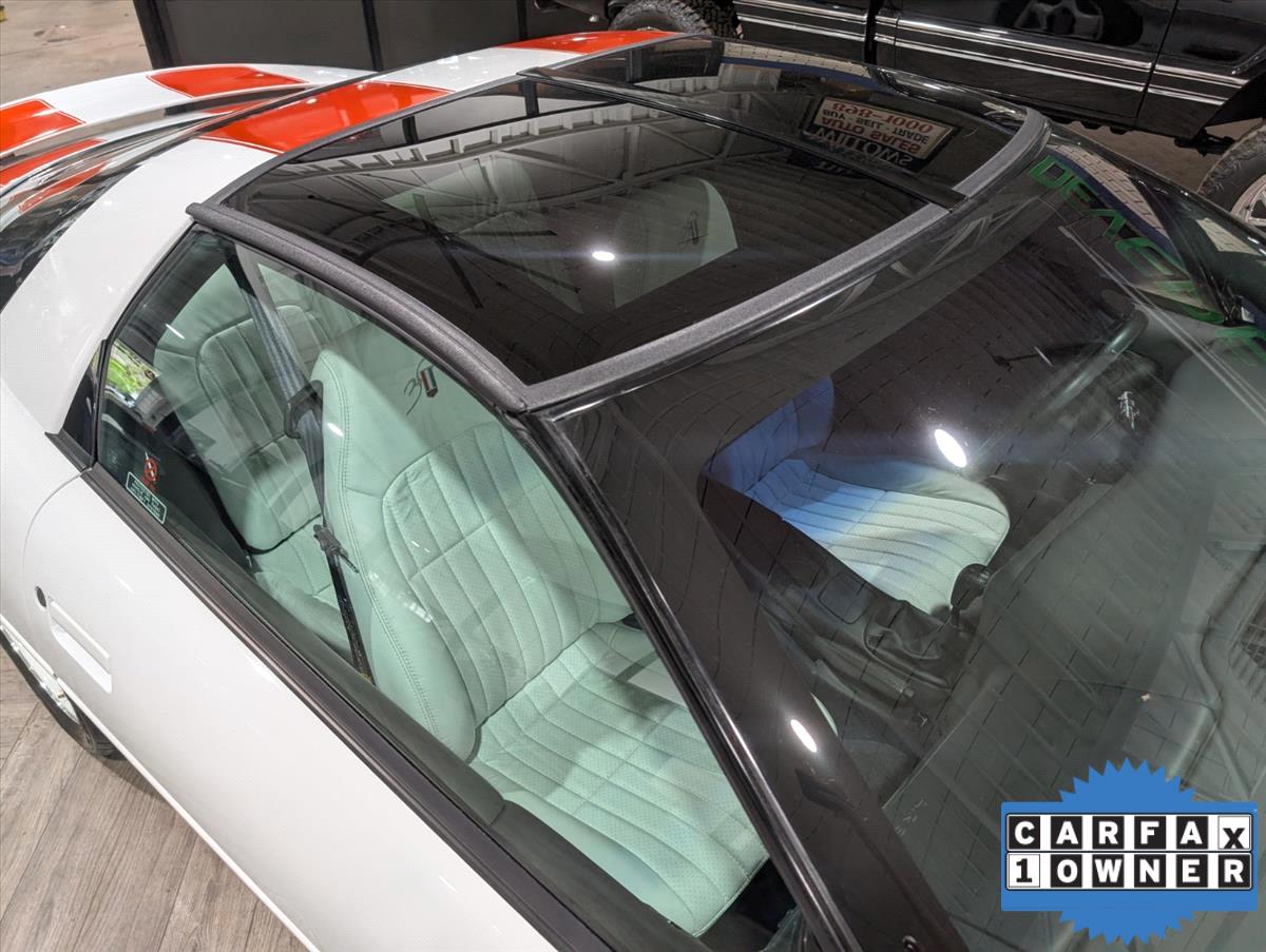 1997 Chevrolet Camaro 19