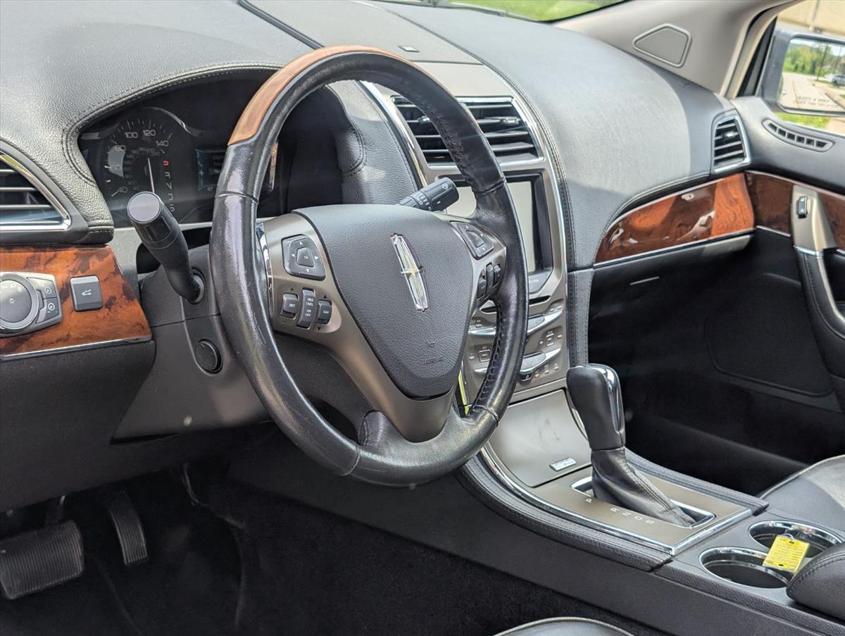 2013 Lincoln MKX 23