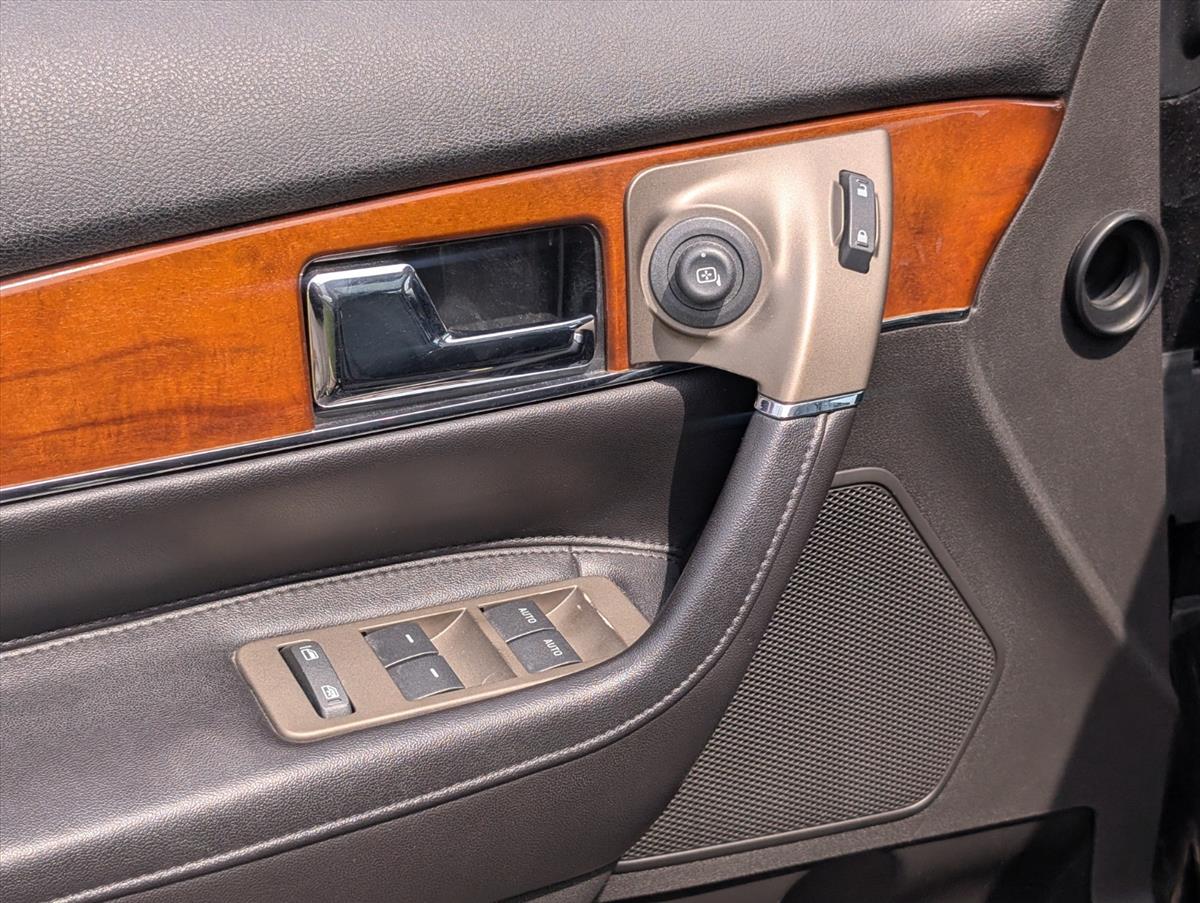 2013 Lincoln MKX 24