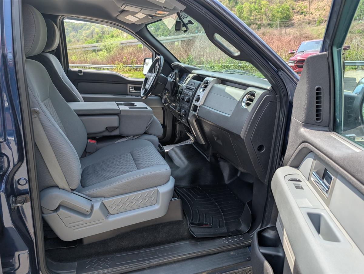 2011 Ford F-150 31