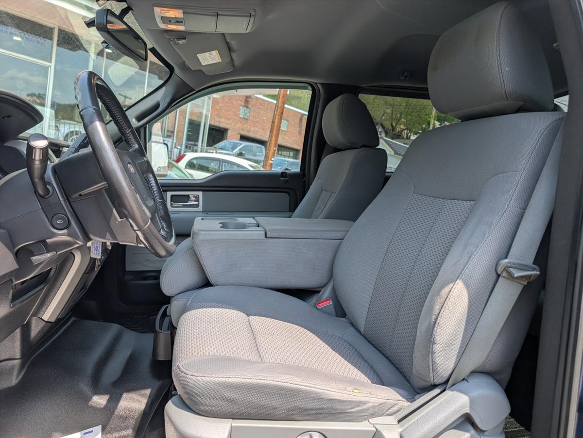 2011 Ford F-150 71