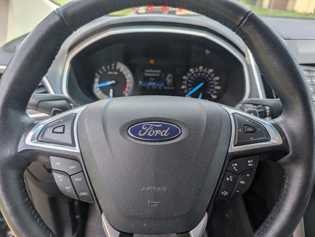2015 Ford Edge 31