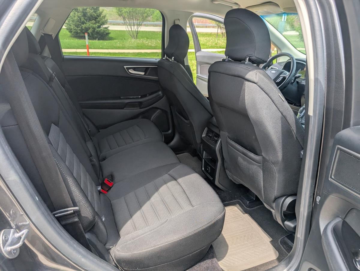 2015 Ford Edge 26