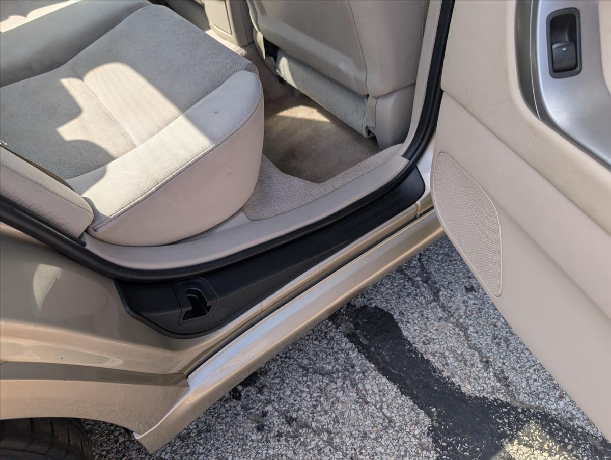 2008 Subaru Legacy 29