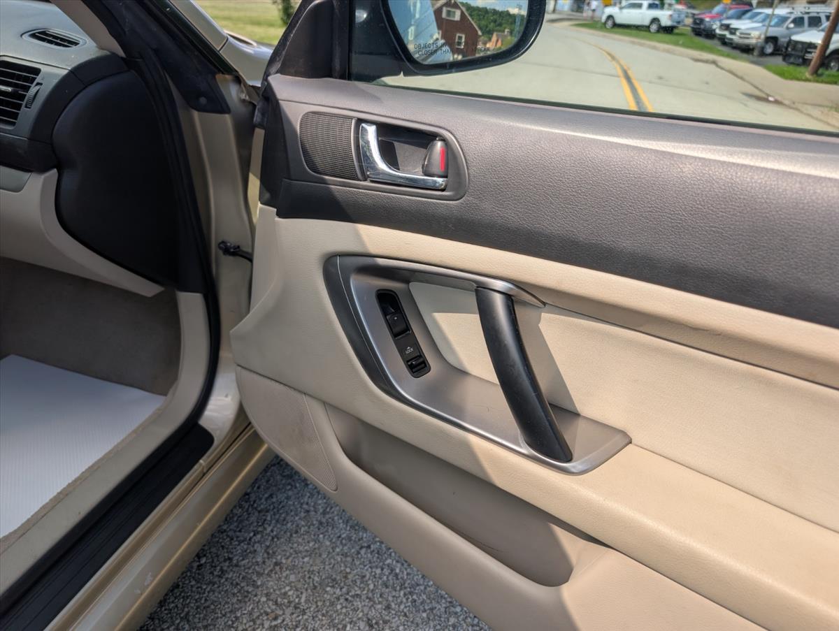 2008 Subaru Legacy 26