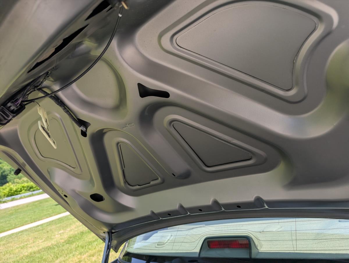 2002 Ford Crown Victoria 91