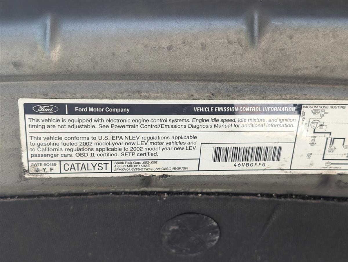 2002 Ford Crown Victoria 106