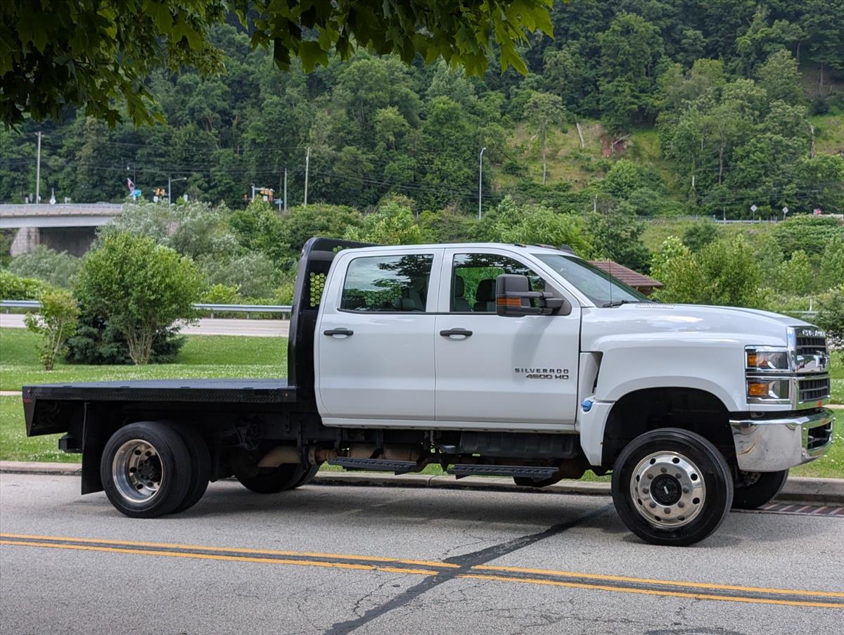 2020 Chevrolet Silverado 4500 3