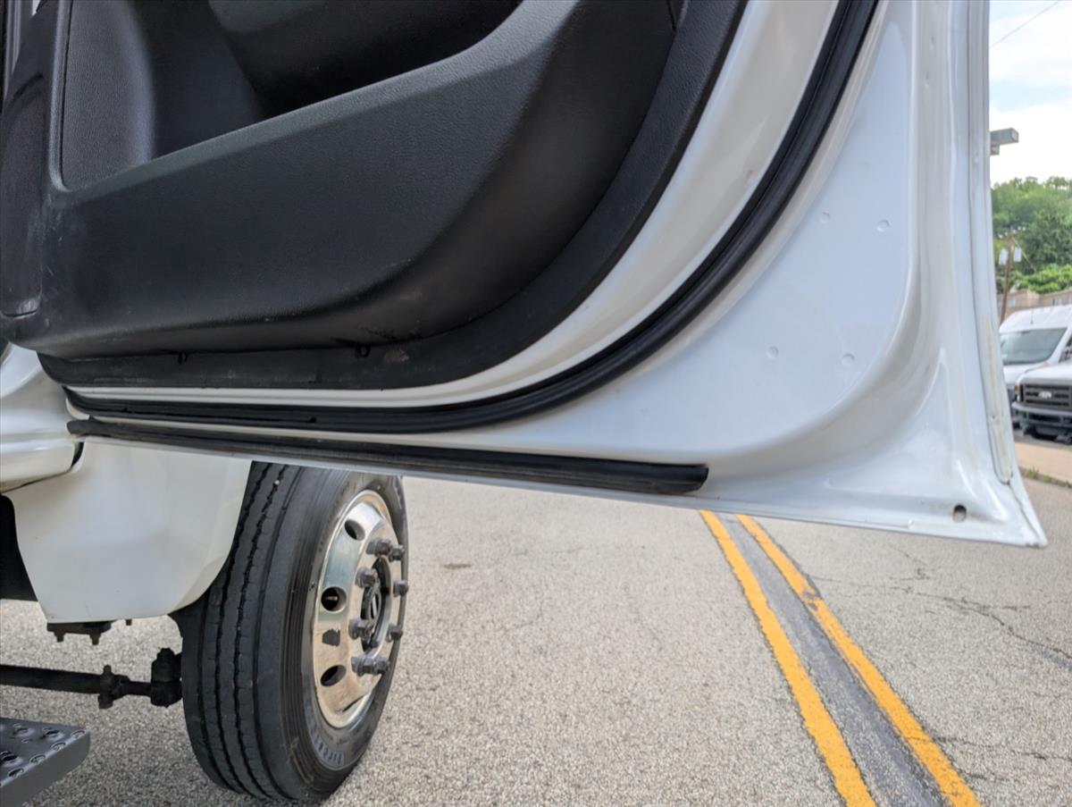 2020 Chevrolet Silverado 4500 37
