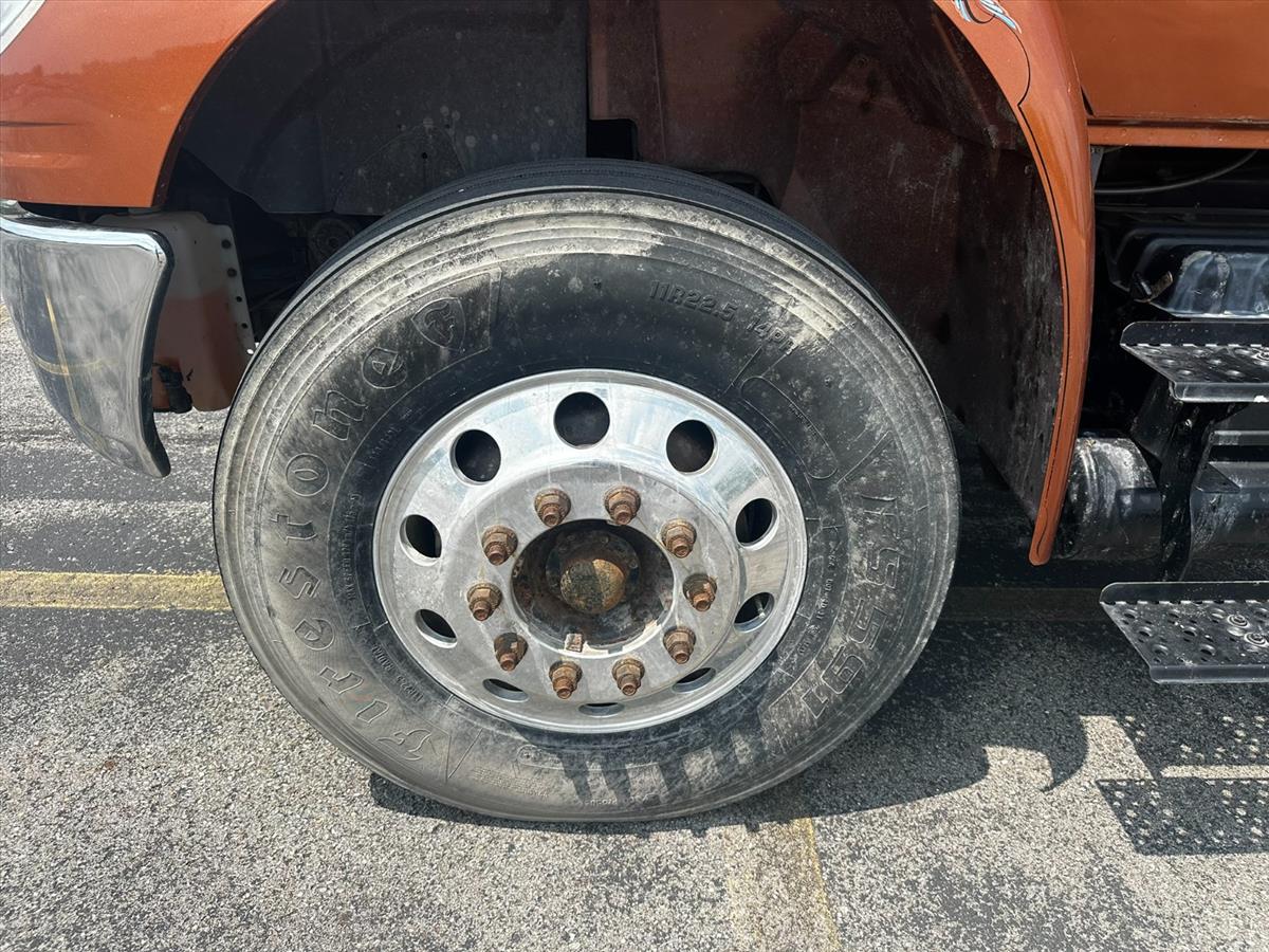 2018 International DuraStar 4400 17