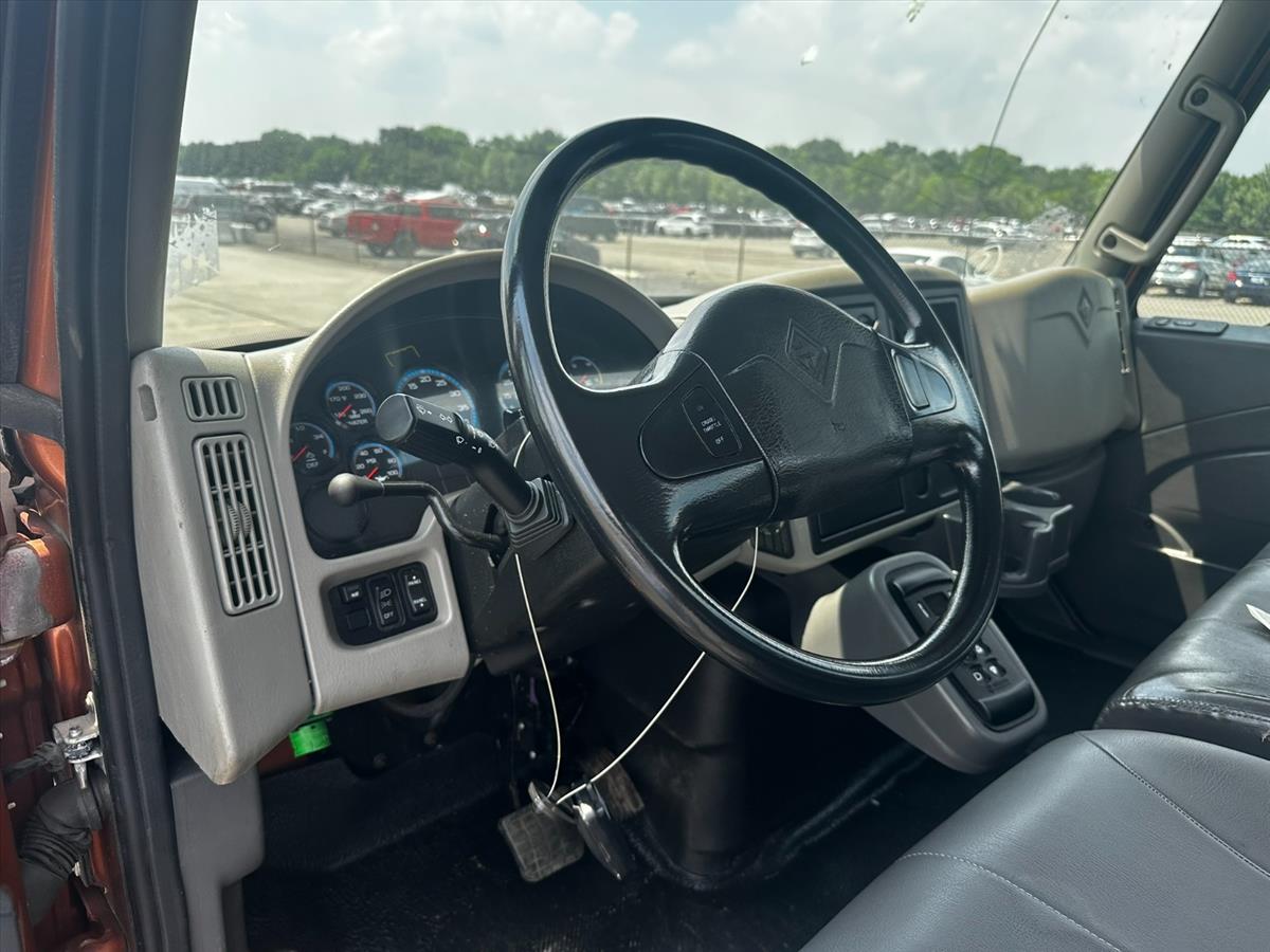 2018 International DuraStar 4400 22