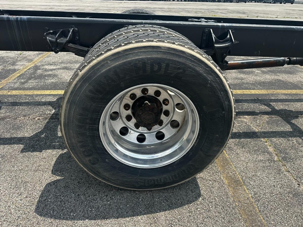 2018 International DuraStar 4400 23