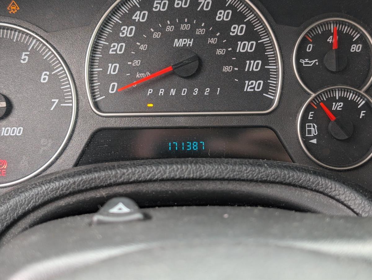 2006 GMC Envoy XL 24