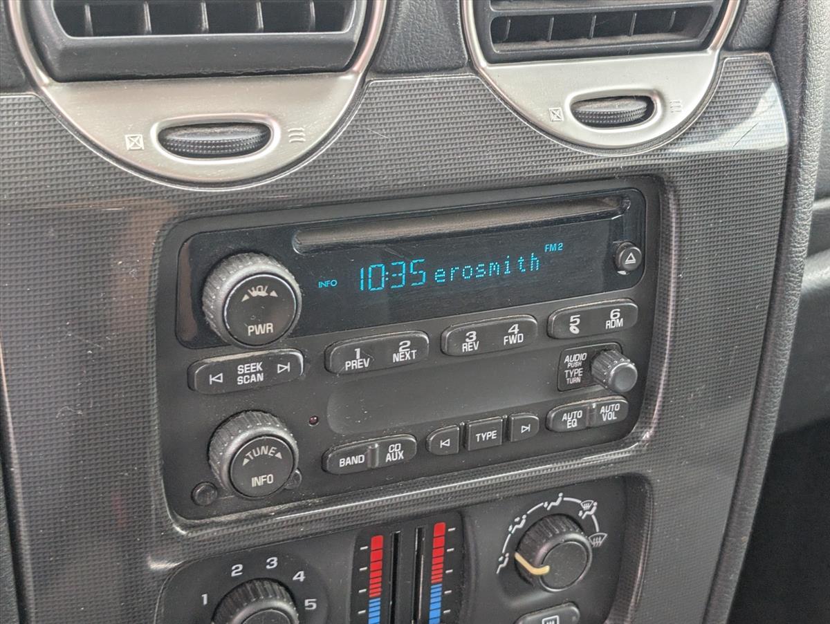2006 GMC Envoy XL 23