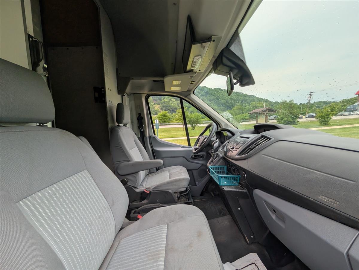 2019 Ford Transit 16