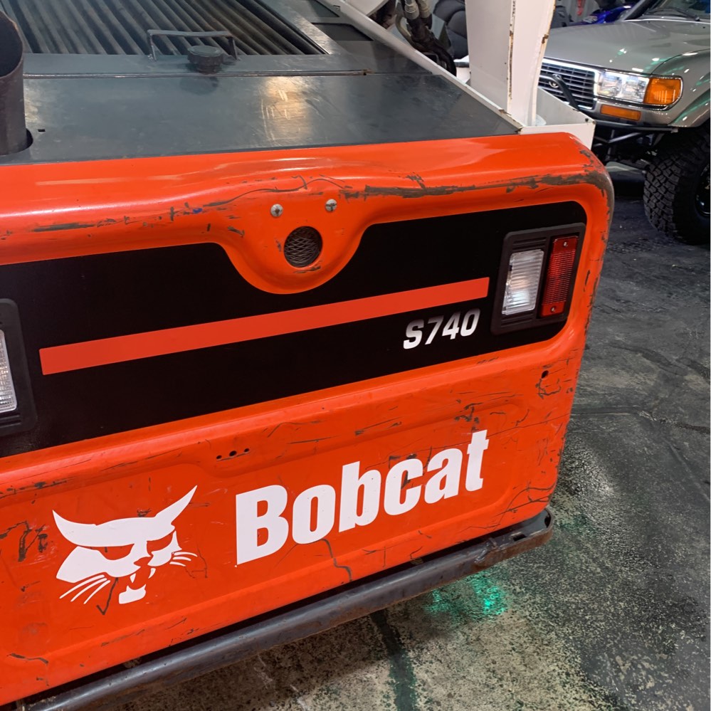 2018 Bobcat S740 19