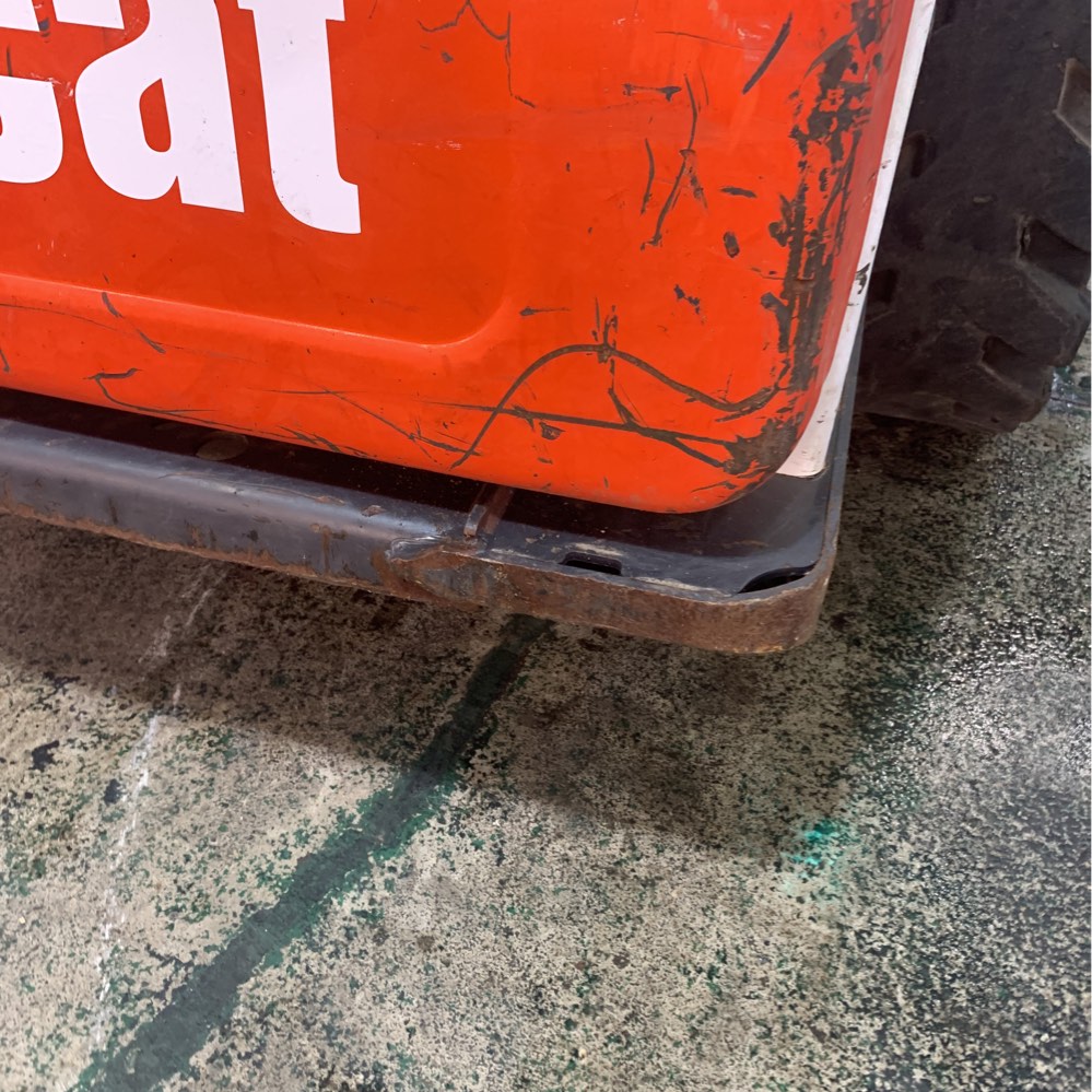 2018 Bobcat S740 31