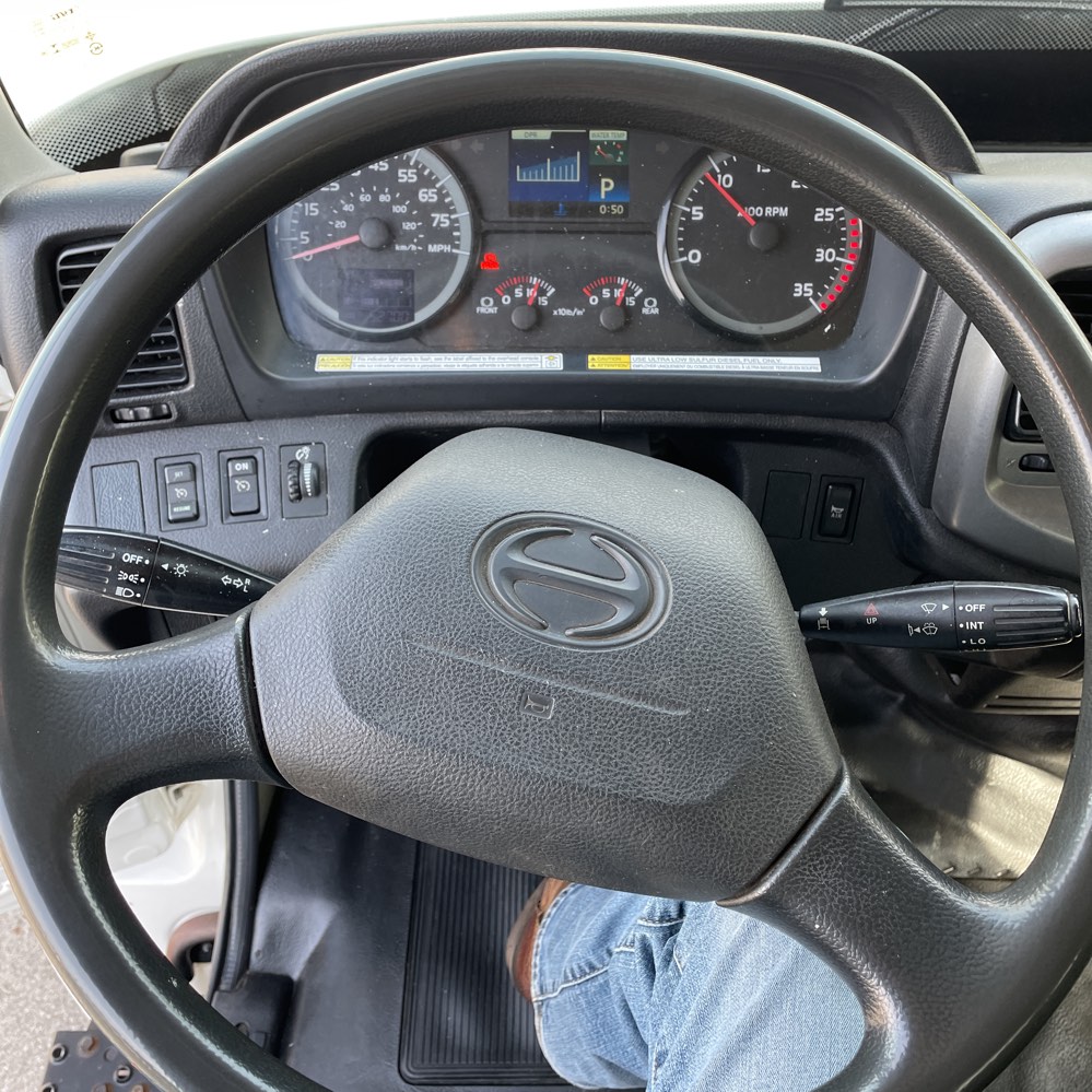 2018 Hino 268 50