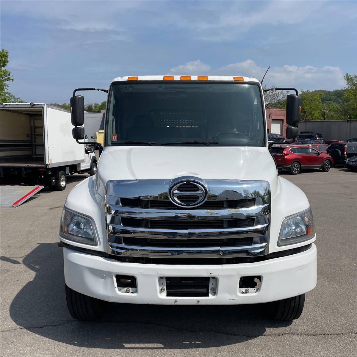 2018 Hino 268 14