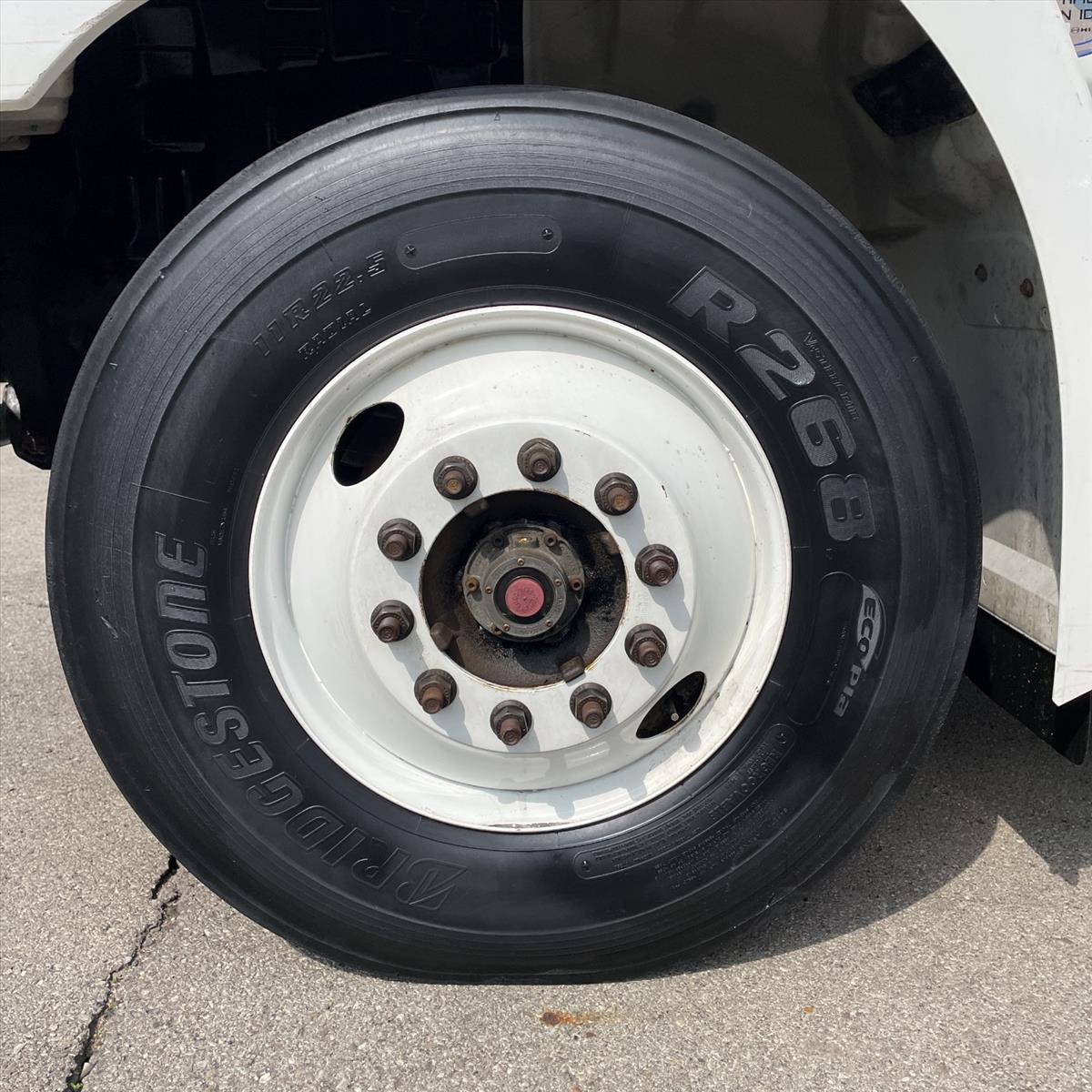 2018 Hino 268 10