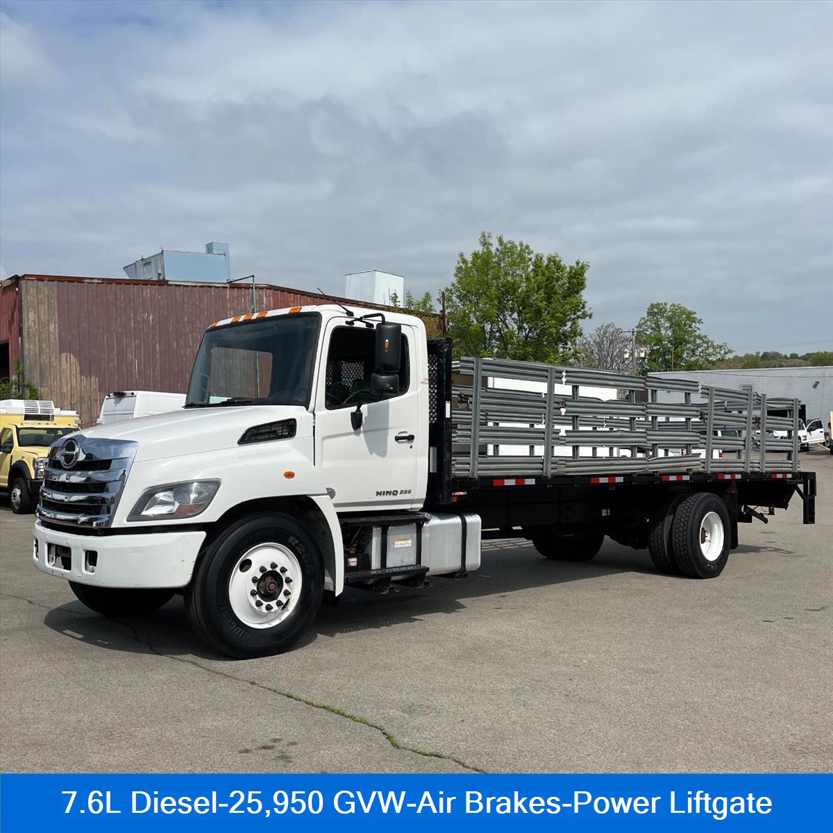 2018 Hino 268 1