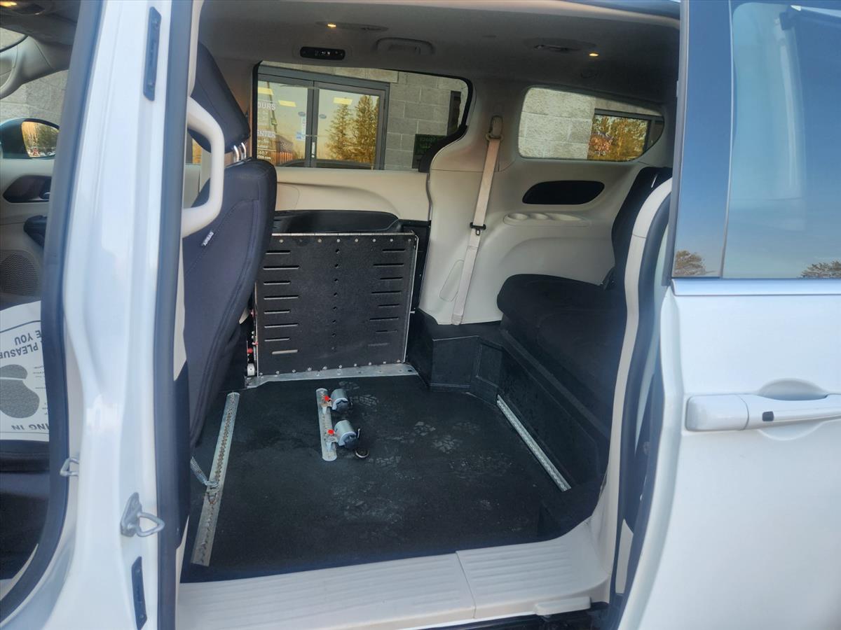 vehicle carousel slide 8 